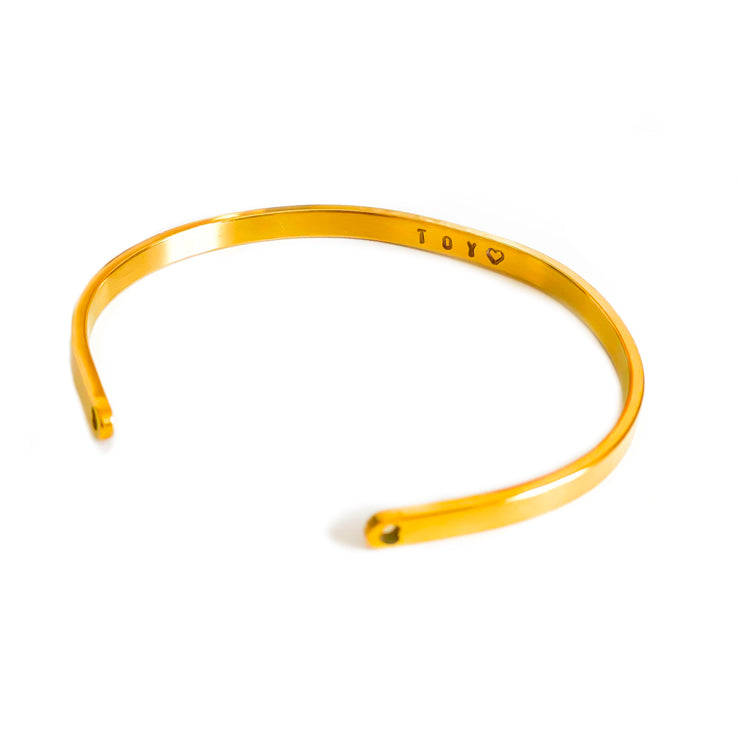 Brazalete dorado 4mm grabado.